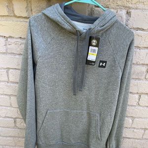 Men’s Under Armour Hoodie Size Medium.